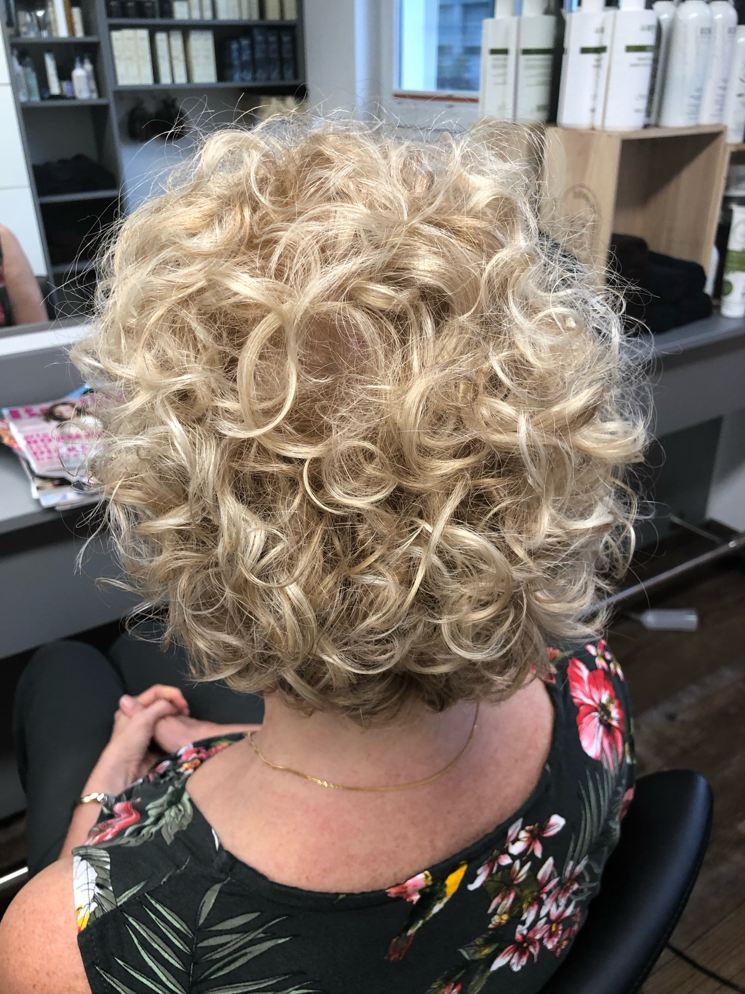 Und wieder ein toller Lockenschnitt nach der MCLEAN CURLSYS®Technik Biofriseur Polke Köln
